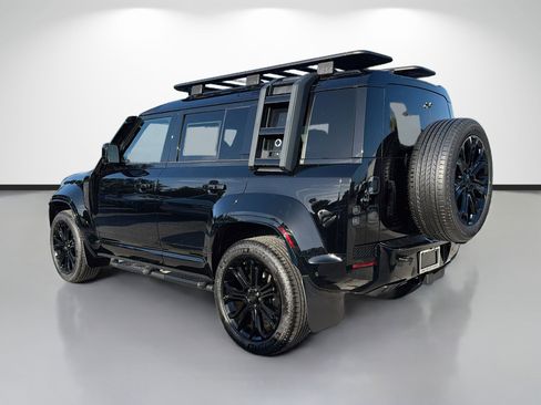 New 2026 Land Rover Defender 110 OCTA AWD/4WD image 3