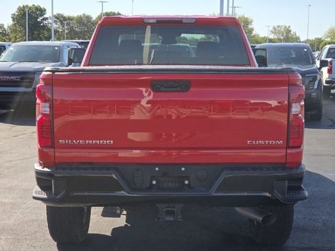 Used 2025 Chevrolet Silverado 2500 Custom w/ Custom Convenience Package image 18