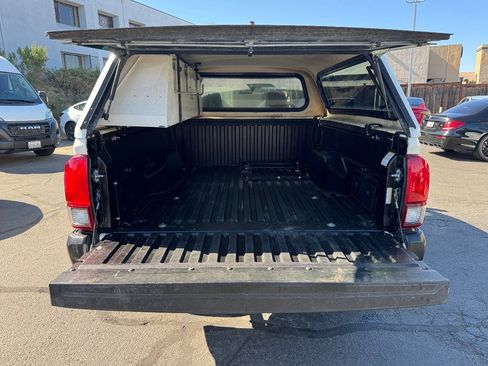 Used 2021 Toyota Tacoma SR image 13