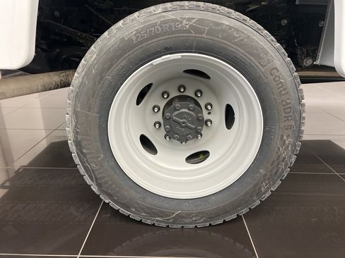 New 2025 Ford F550 4x4 Crew Cab Super Duty image 7