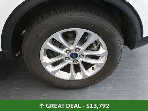 Used 2022 Ford Escape SE w/ Convenience Package image 12