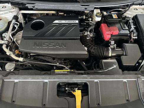Used 2024 Nissan Rogue SV FWD image 12