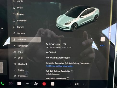 Used 2020 Tesla Model 3 Standard Range Plus RWD image 18
