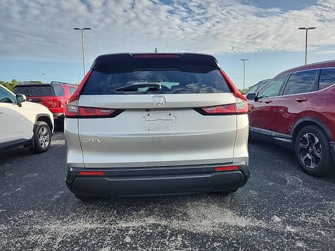 Used 2024 Honda CR-V EX-L image 3