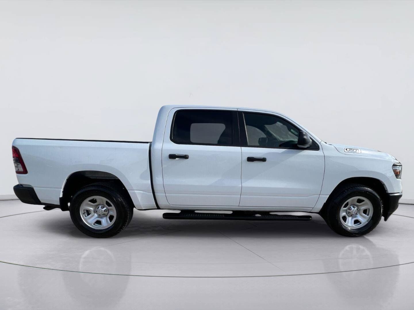 Used 2024 RAM 1500 Tradesman AWD/4WD image 2