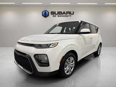 Used 2022 Kia Soul LX FWD image 1