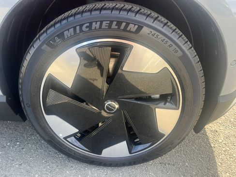 Used 2025 Volvo EX30 Ultra image 56