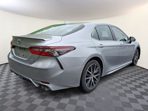 Used 2024 Toyota Camry SE FWD image 6