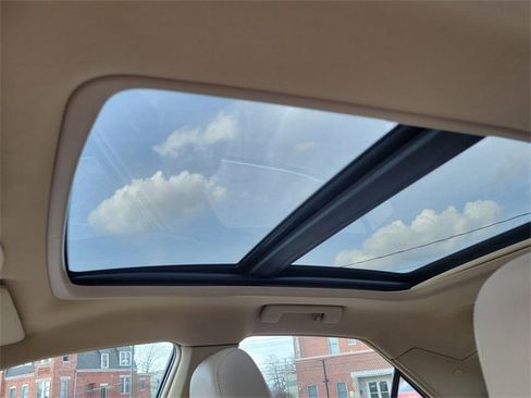 Used 2012 Cadillac CTS Luxury image 24