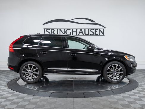 Used 2015 Volvo XC60 T6 w/ Proximity Package FWD image 4