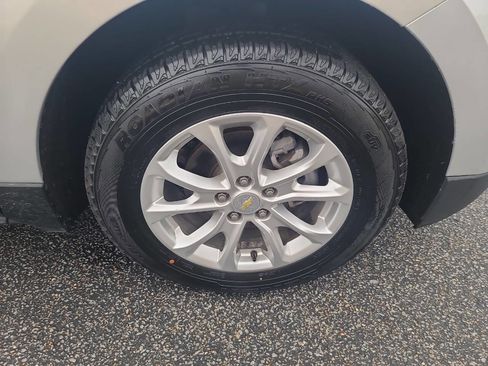 Used 2021 Chevrolet Equinox LT image 9
