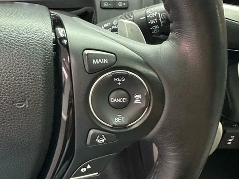 Used 2016 Honda Pilot Touring image 14