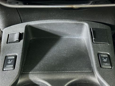Used 2015 Nissan Leaf SL FWD image 25