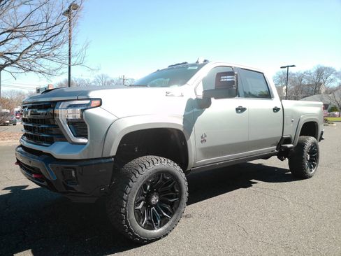 New 2026 Chevrolet Silverado 2500 LTZ w/ Trail Boss Package AWD/4WD image 3