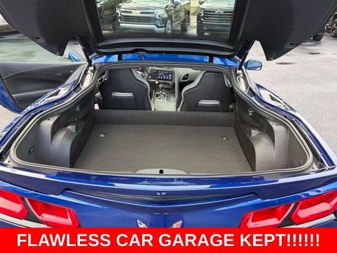 Used 2017 Chevrolet Corvette Stingray Coupe w/ 1LT RWD image 14
