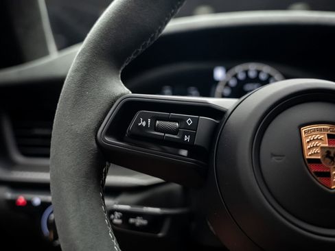 Used 2026 Porsche 911 GT3 RWD image 47