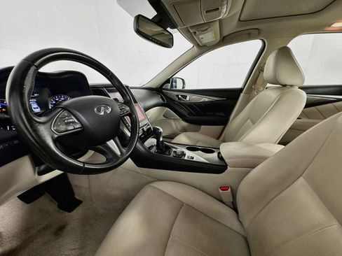 Used 2017 INFINITI Q50 3.0t Premium RWD image 20
