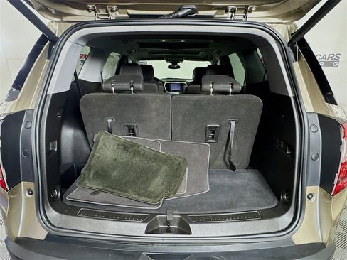 Used 2023 GMC Acadia SLE w/ Driver Convenience Package image 28