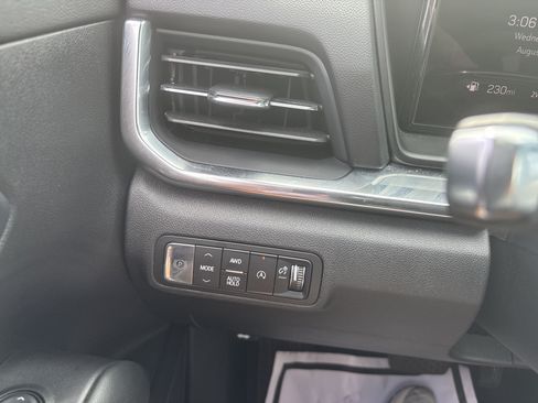 Used 2026 GMC Terrain Elevation AWD/4WD image 23