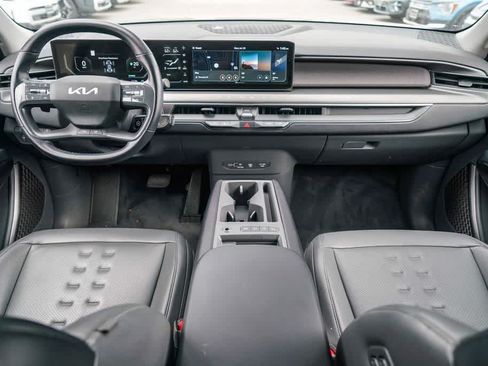 Certified 2024 Kia EV9 Wind AWD/4WD image 11