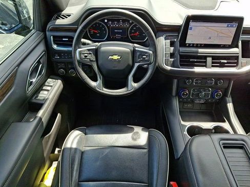 Used 2021 Chevrolet Tahoe Premier w/ Premium Package AWD/4WD image 14