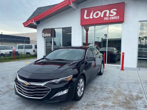 Used 2020 Chevrolet Malibu LT FWD image 3
