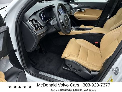 Certified 2025 Volvo XC90 T8 Ultra w/ Lounge Package AWD/4WD image 11