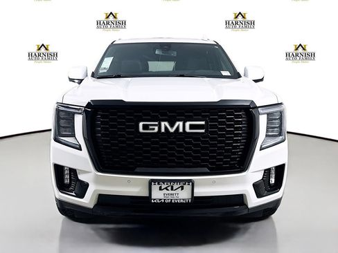 Used 2021 GMC Yukon Denali AWD/4WD image 2