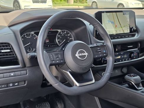 Used 2023 Nissan Rogue SL w/ SL Premium Package FWD image 24