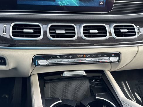 Used 2020 Mercedes-Benz GLE 350 image 23