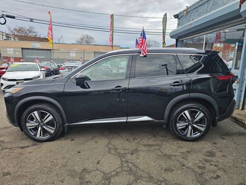 Used 2021 Nissan Rogue SL image 4