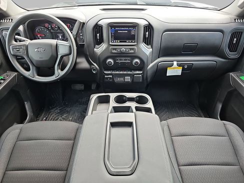 New 2026 Chevrolet Silverado 1500 Custom Trail Boss w/ LPO, Dark Essentials Package AWD/4WD image 11