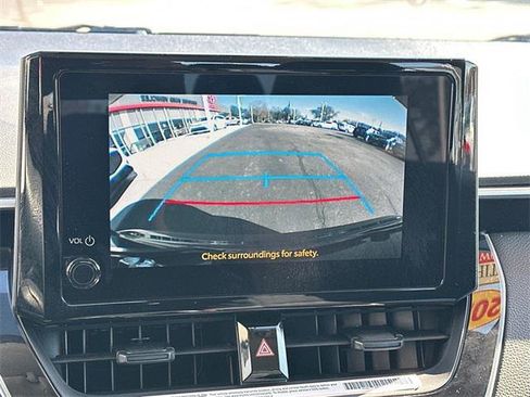 Certified 2024 Toyota Corolla LE image 21