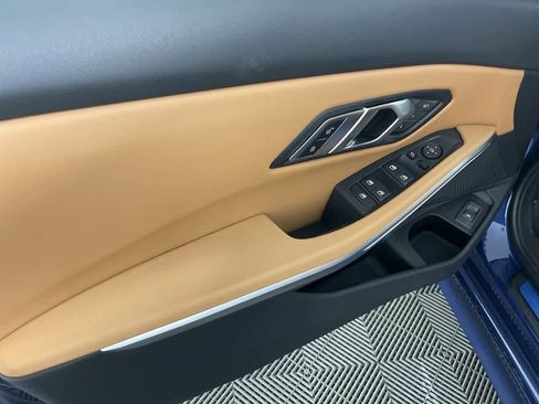 Certified 2023 BMW 330i xDrive Sedan w/ Convenience Package AWD/4WD image 13