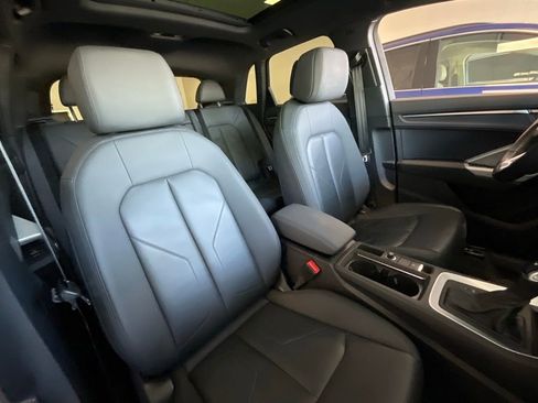 Used 2023 Audi Q3 2.0T Premium w/ Convenience Package AWD/4WD image 18