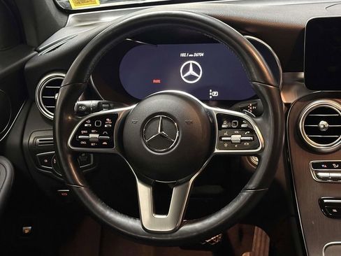Used 2022 Mercedes-Benz GLC 300 4MATIC image 16