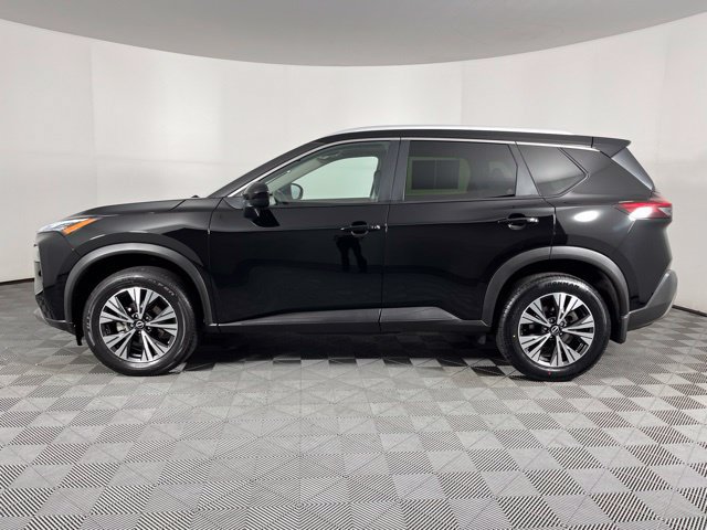 Used 2023 Nissan Rogue SV w/ SV Premium B Package FWD image 7