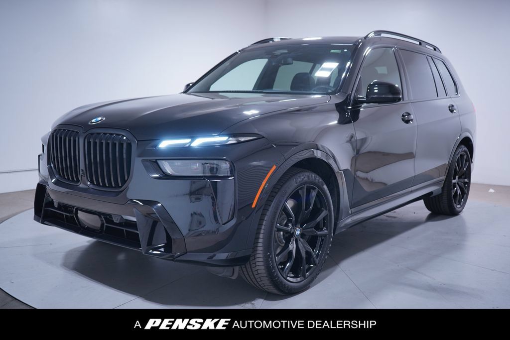 Used 2026 BMW X7 xDrive40i w/ M Sport Package AWD/4WD image 1
