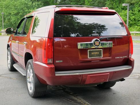 Used 2010 Cadillac Escalade Luxury AWD/4WD image 39