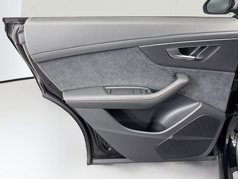 New 2026 Audi Q8 Prestige image 25