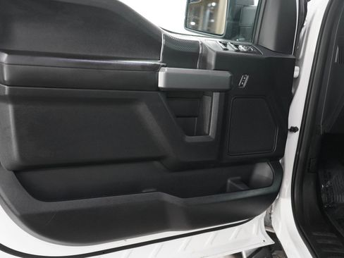 Used 2018 Ford F150 XLT w/ Equipment Group 302A Luxury AWD/4WD image 17