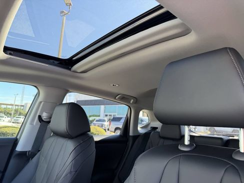 Used 2025 Acura ADX AWD image 18
