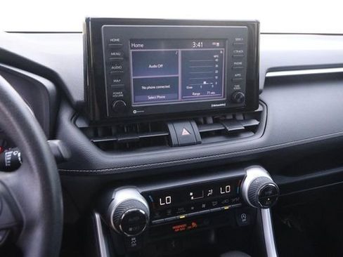 Used 2021 Toyota RAV4 XLE w/ Convenience Package FWD image 17
