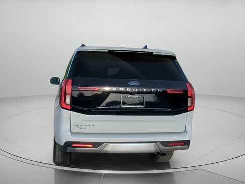 Certified 2025 Ford Expedition Platinum AWD/4WD image 23