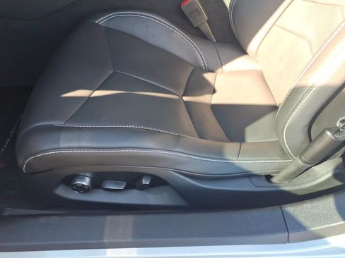 Used 2024 Chevrolet Corvette Stingray Preferred Conv w/ Battery Protection Package RWD image 15