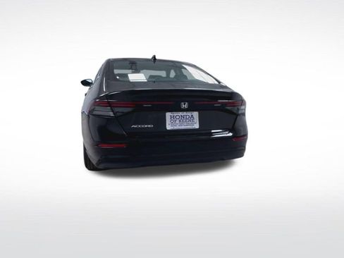 New 2026 Honda Accord SE image 7