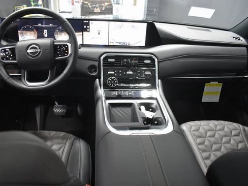 New 2026 Nissan Armada Platinum image 13