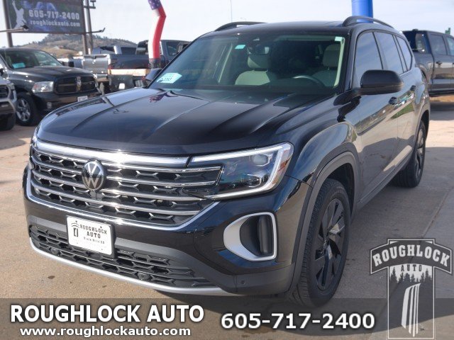 Used 2024 Volkswagen Atlas SE w/ Panoramic Sunroof Package FWD image 1