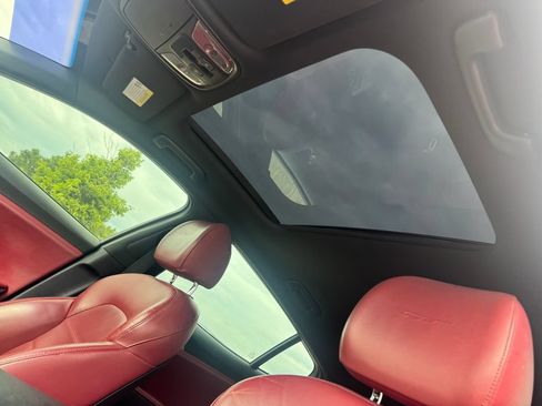 Used 2018 Kia Stinger GT2 AWD/4WD image 9