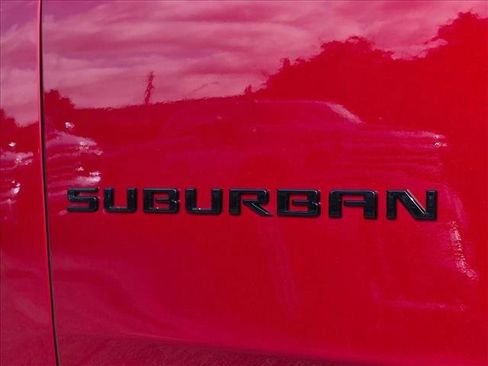 New 2026 Chevrolet Suburban Z71 AWD/4WD image 17